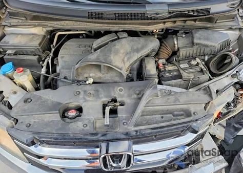 2016 Honda Odyssey Touring z USA, uszkodzony, nr VIN 5FNRL5H93GB112771